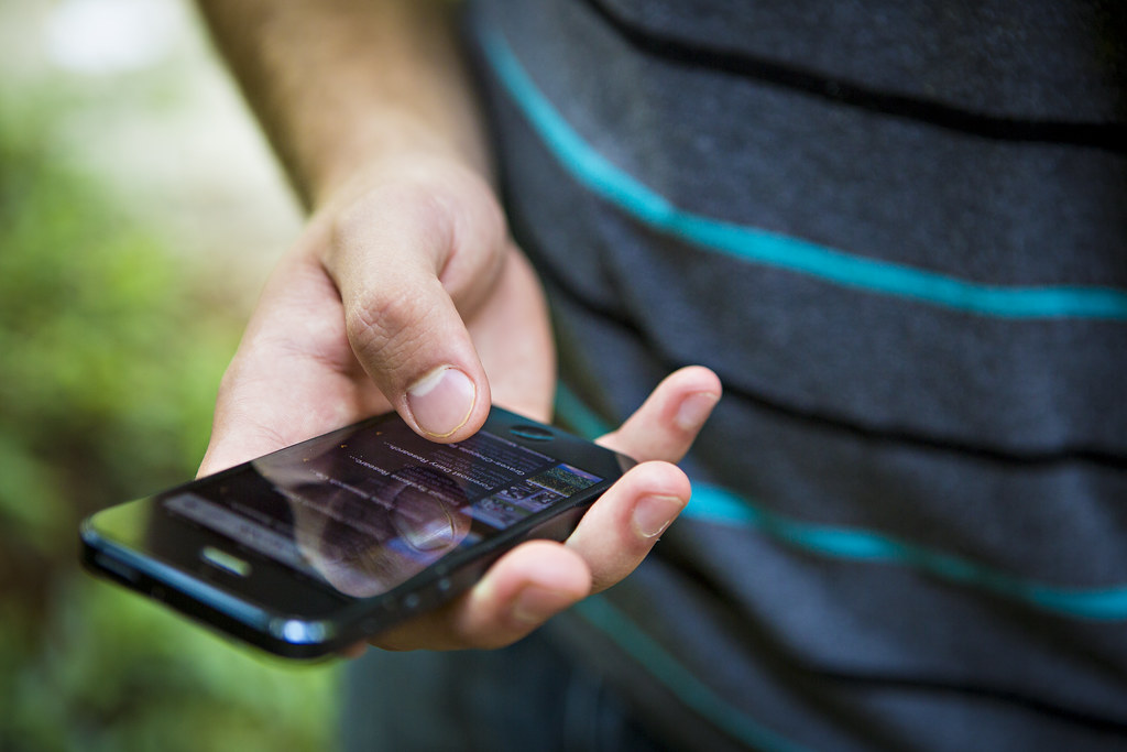 SOCIAL MEDIA AND THE SEXUALIZATION OF ADOLESCENCE